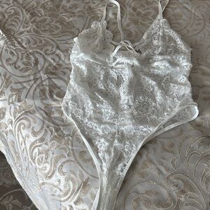 Elegant Lace Bodysuit in White